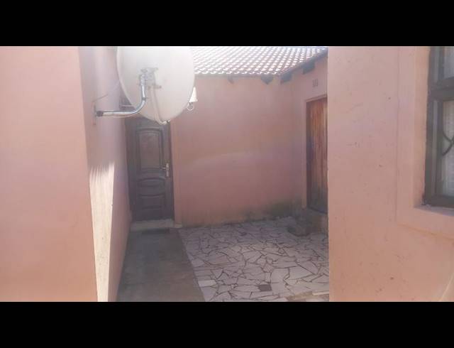 4 BEDROOM HOUSE FOR SALE IN SAVANNA CITY